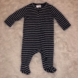 Aden + Anais snuggle knit footie